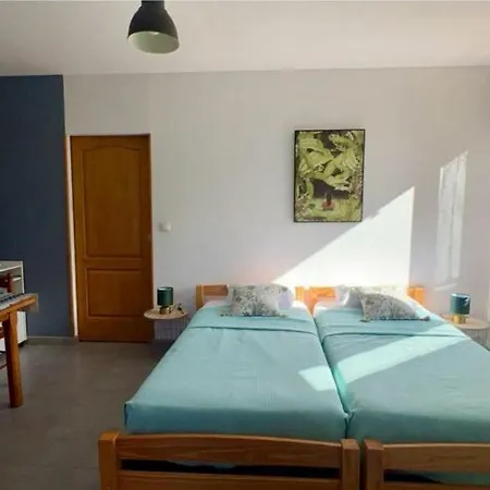 Le Champfort Guest house *